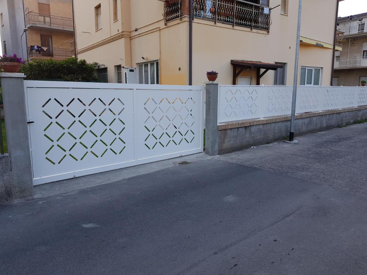 Casa Trilli Appartement Grottammare Buitenkant foto